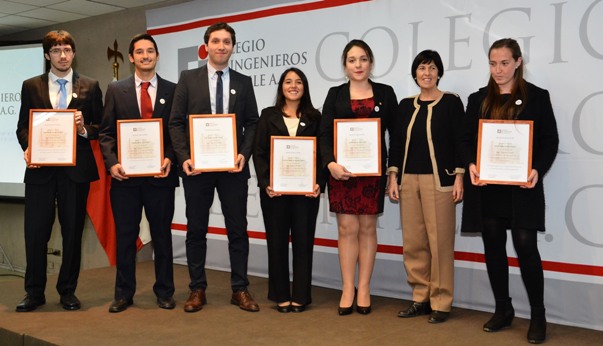 Premiación Mejores Titulados Promoción 2014