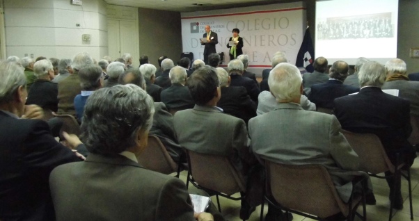 Ceremonia de celebración de 50 años de egresados de la Escuela de Ingeniería U. de Chile
